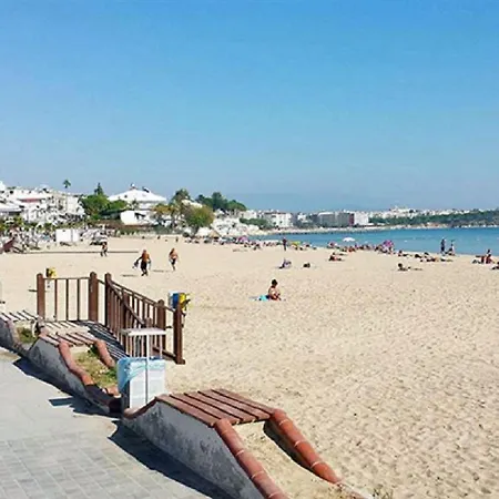 Luxury 2-Bed Apartment In Didim - Sleeps 6 Appartamento Didim